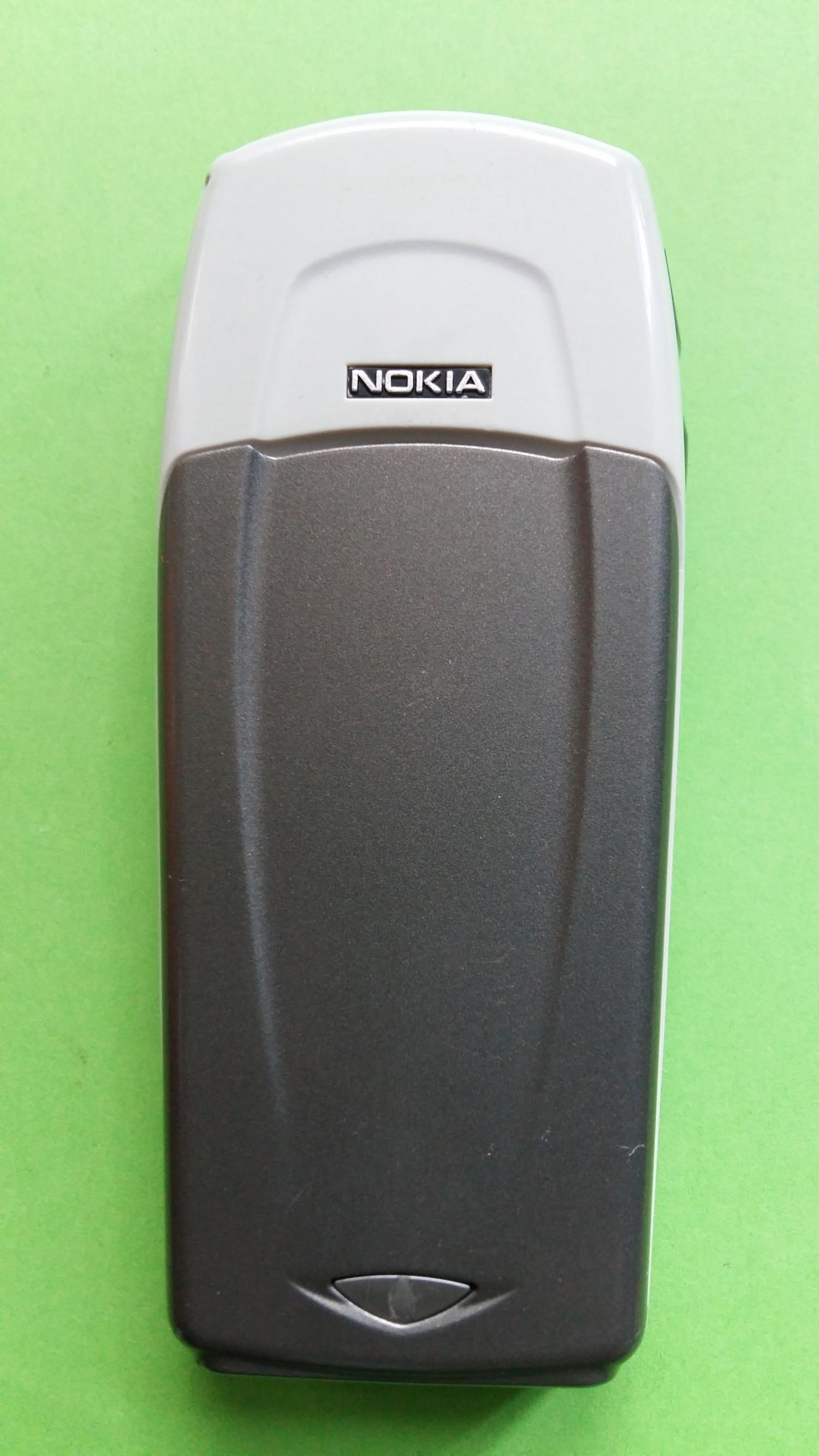image-7328101-Nokia 6100 (10)2.jpg